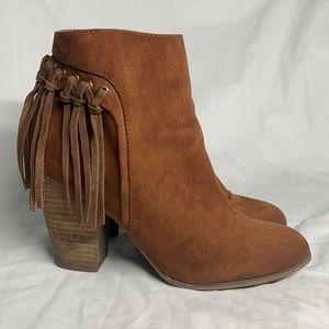 CARLOS SANTANA Twilight Fringe Ankle
Western Booties
